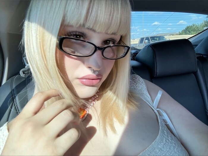Stargirlriver (@stargirlriver), OnlyFans creator