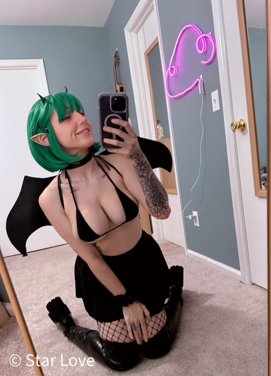 Starisstarving (@starisstarving), OnlyFans creator