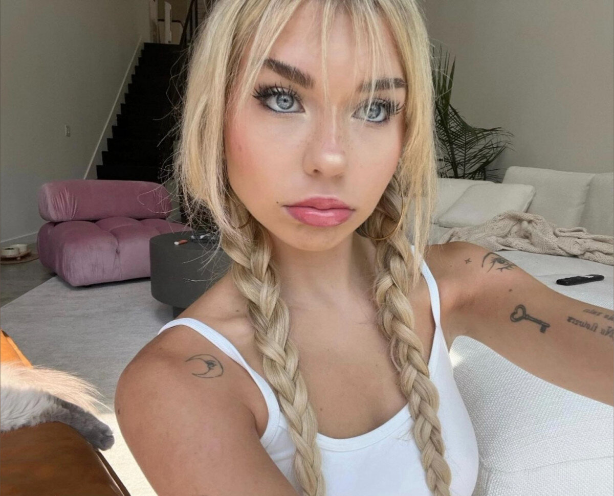 Starletstone (@starletstone), OnlyFans creator