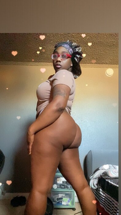 Starrxxx (@starr_xxx), OnlyFans creator