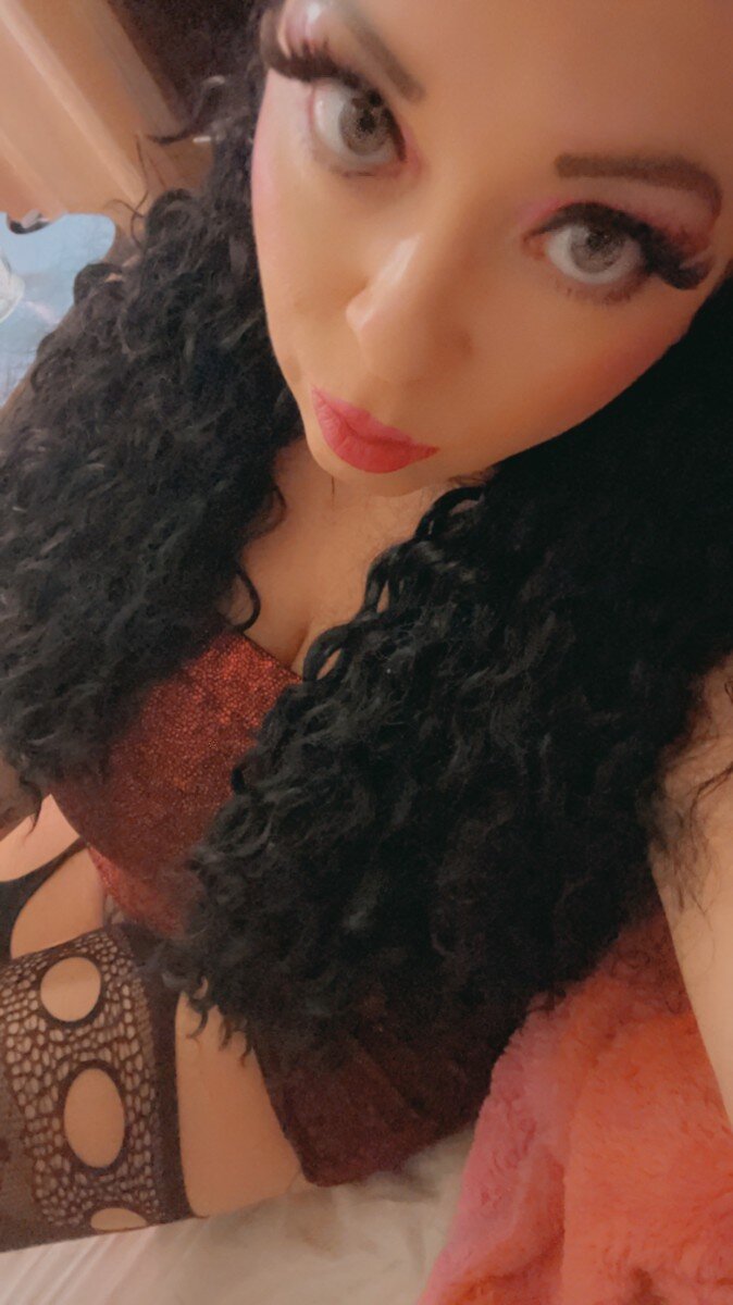 Starrienights (@starrienights), OnlyFans creator
