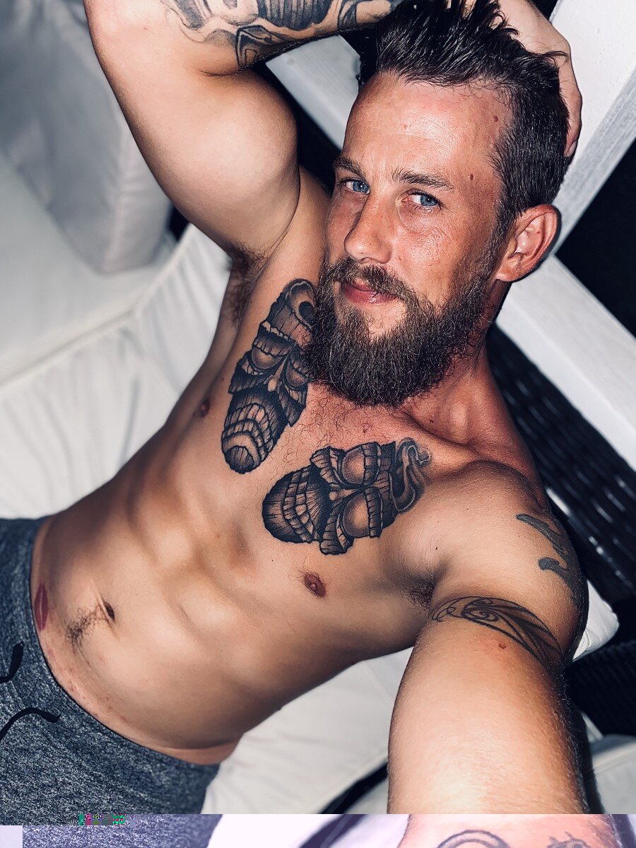 Stonedcarpentry (@stonedcarpentry), OnlyFans creator