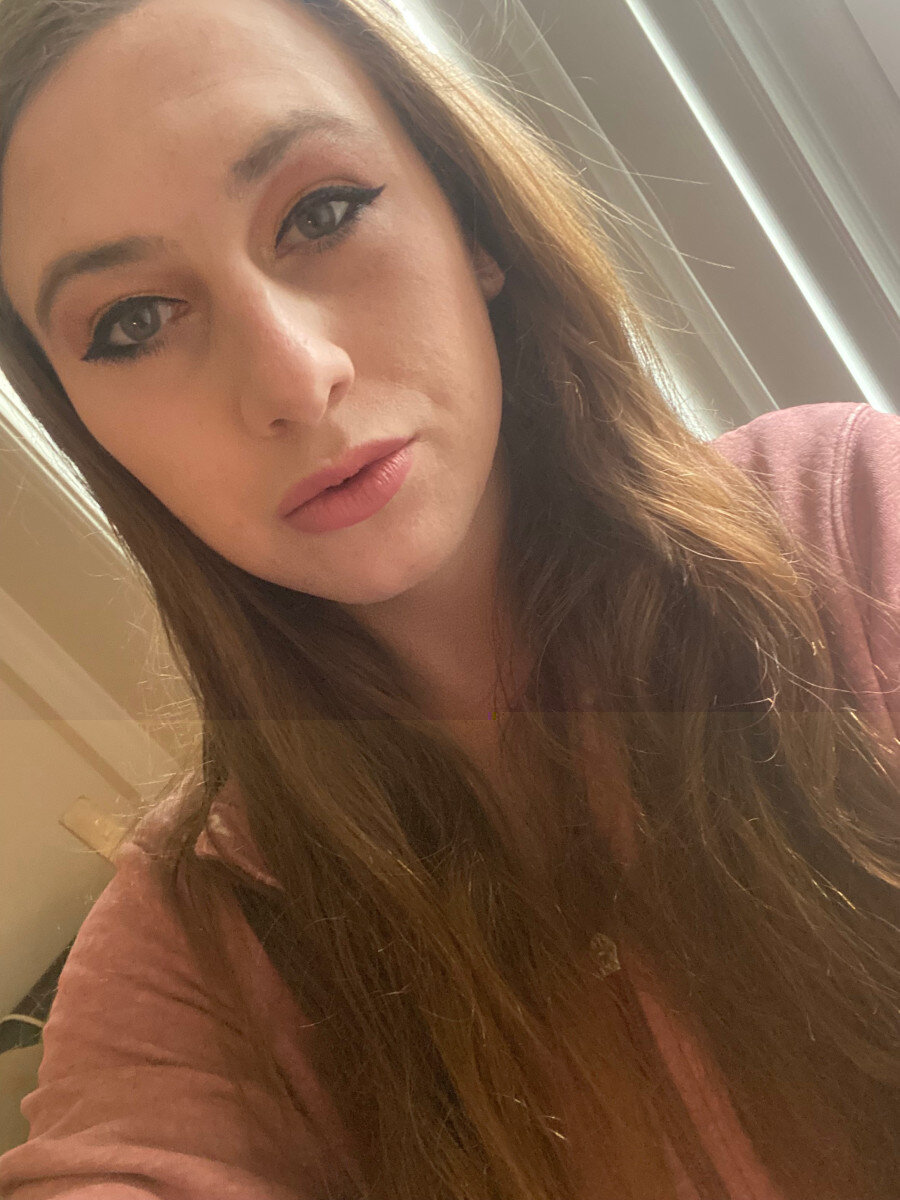 Stonedtransgirl (@stonedtransgirl), OnlyFans creator