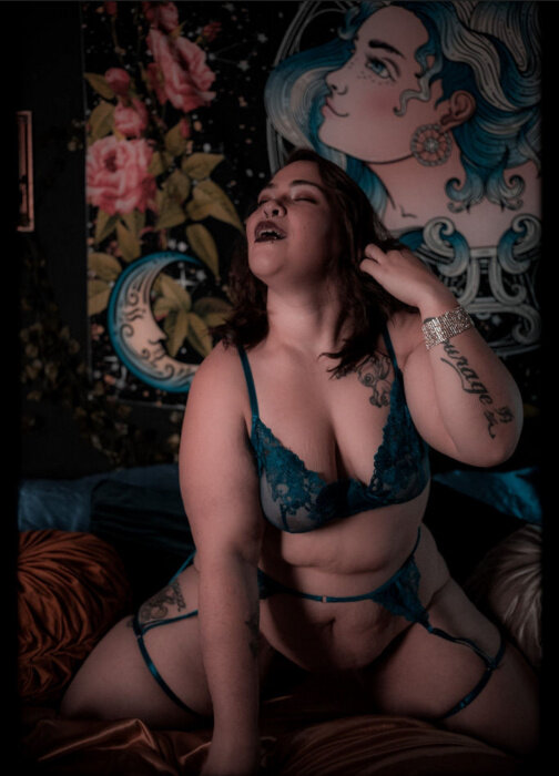 Stonerbabygirl93