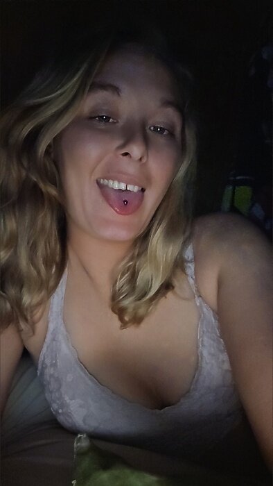 Stonerbish1213 (@stonerbish1213), OnlyFans creator
