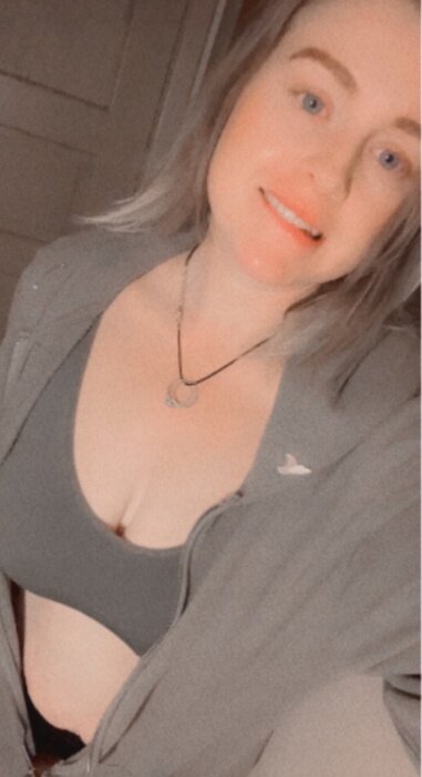 Stonersunflower420 (@stonersunflower420), OnlyFans creator