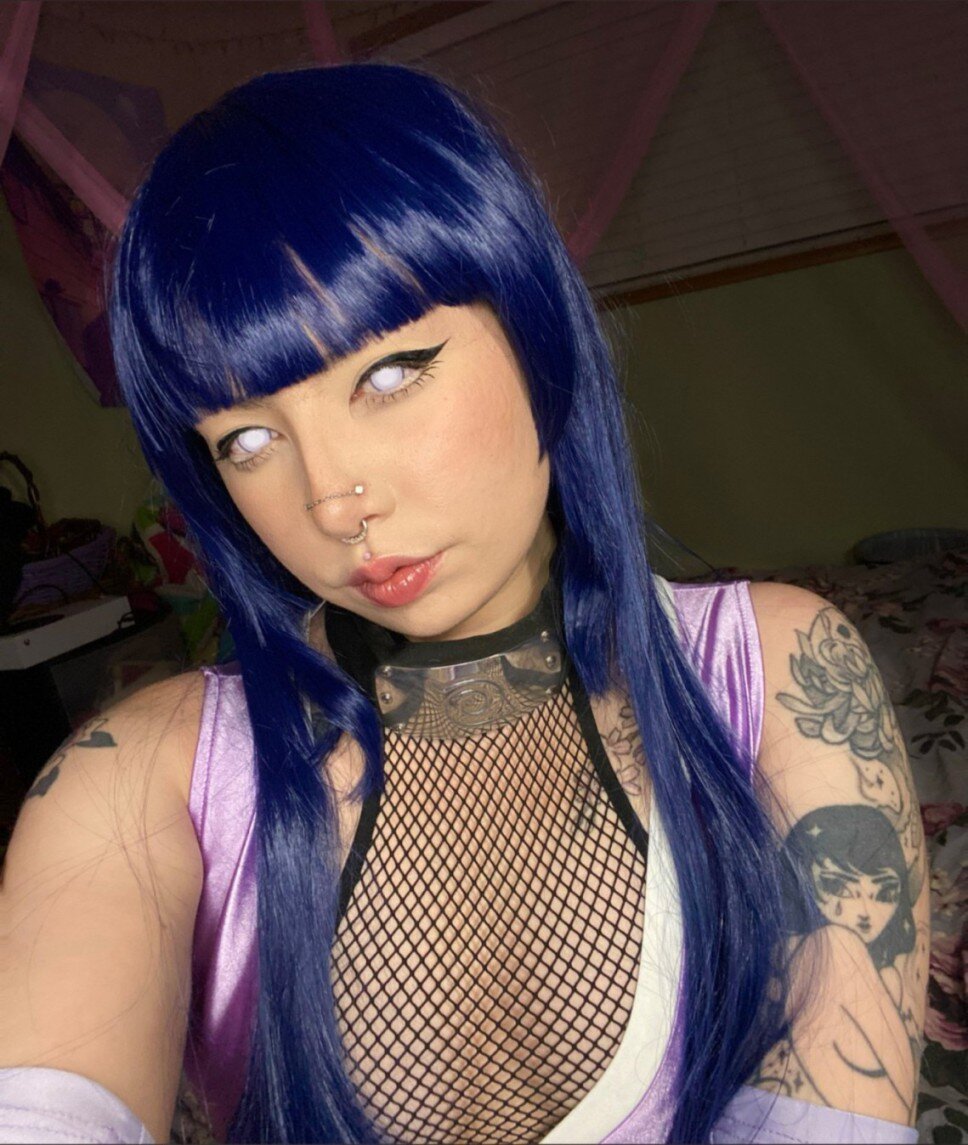 Strawbaby (@strawbab_y), OnlyFans creator