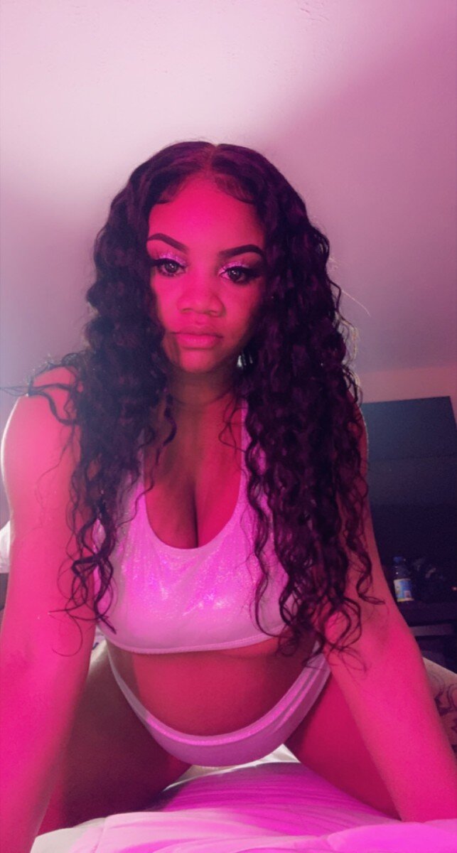 Strawberryluscious (@strawberry_luscious), OnlyFans creator