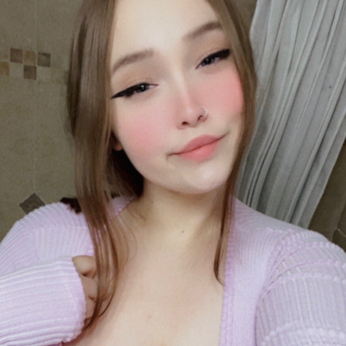 Strawberryshortcakeee (@strawberryshortcakeee), OnlyFans creator