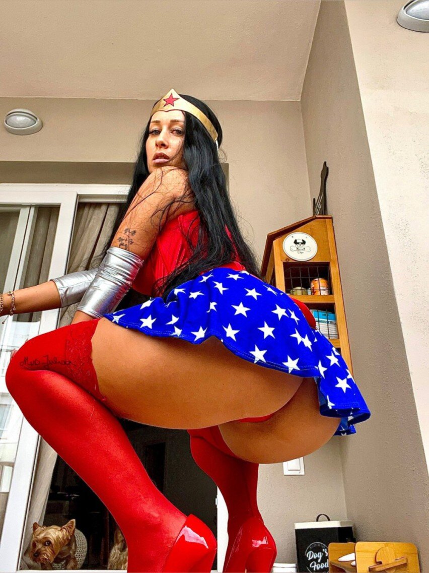 Suavemariaa (@suavemariaa), OnlyFans creator