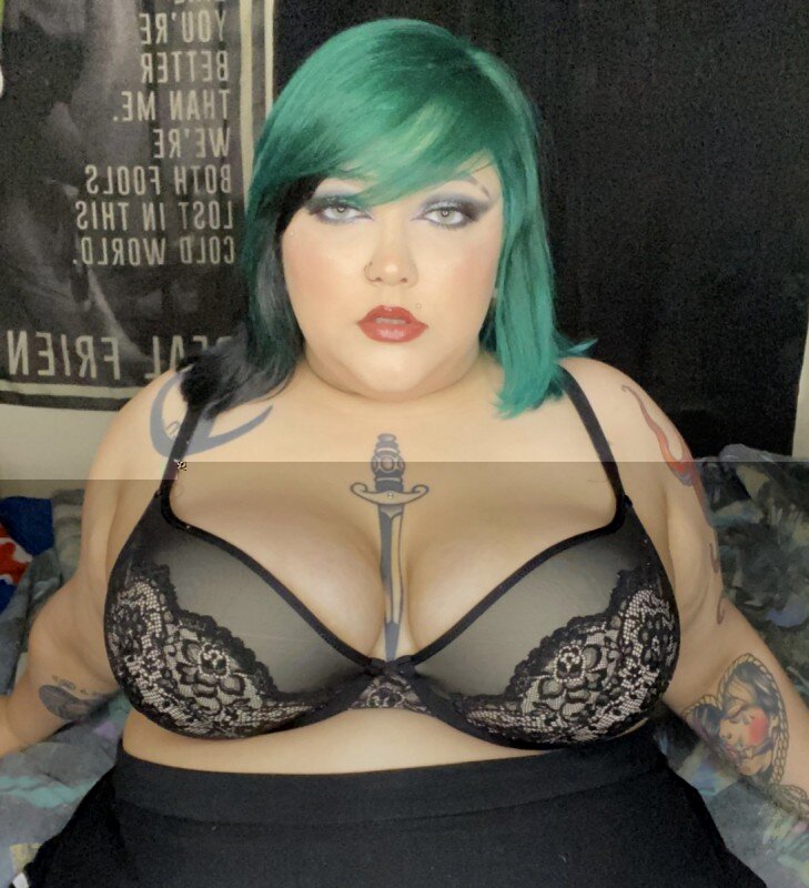 Subbysadgirlfree (@subbysadgirlfree), OnlyFans creator