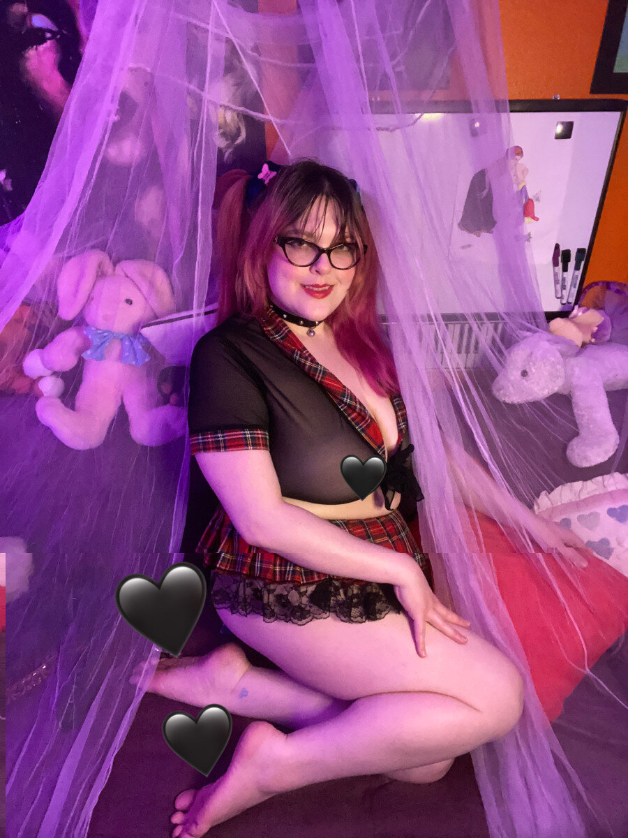 Succulentmomo (@succulentmomo), OnlyFans creator