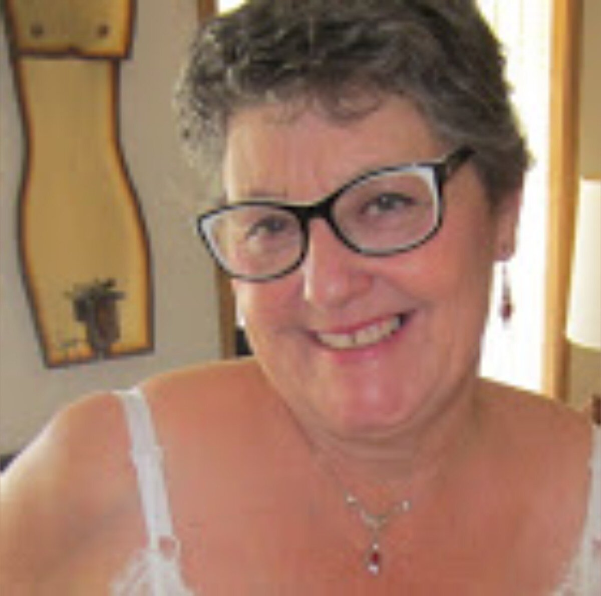 Sueoliver (@sueoliver), OnlyFans creator