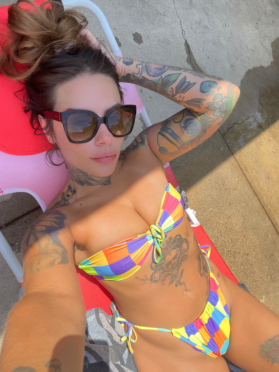 Sugarbitties (@sugarbitties), OnlyFans creator