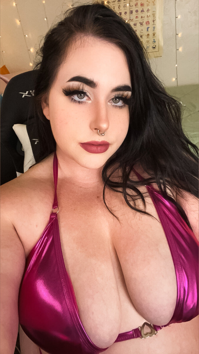 Sugarrrbabydoll (@sugarrrbabydoll), OnlyFans creator