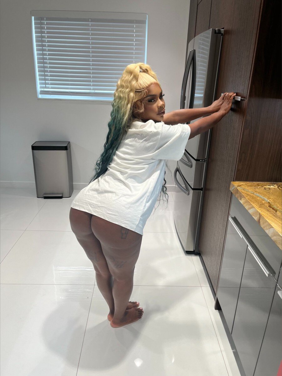 Sukigoodcoochie (@sukigoodcoochie), OnlyFans creator