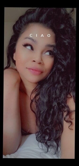 Sunflowerbeigh (@sunflowerbeigh), OnlyFans creator