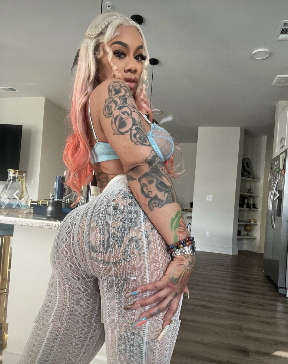 Sunflowerland (@sunflowerland), OnlyFans creator