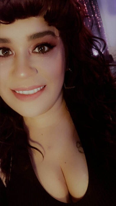 Sunnyeyes209 (@sunnyeyes209), OnlyFans creator