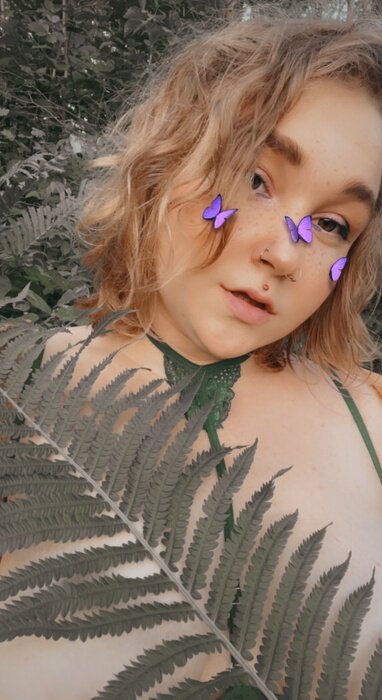 Sunnythistle (@sunnythistle), OnlyFans creator
