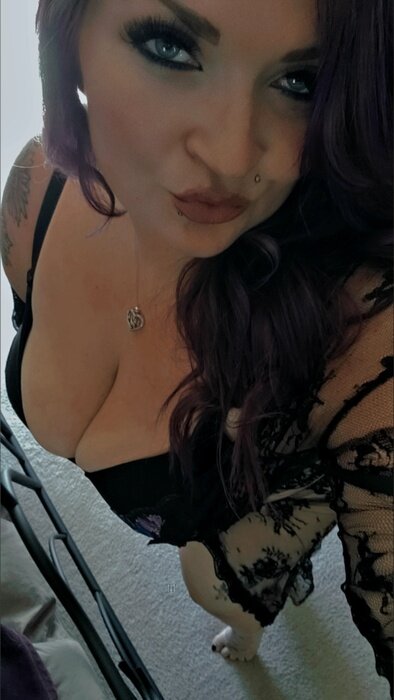 Sunshineangel12 (@sunshineangel12), OnlyFans creator