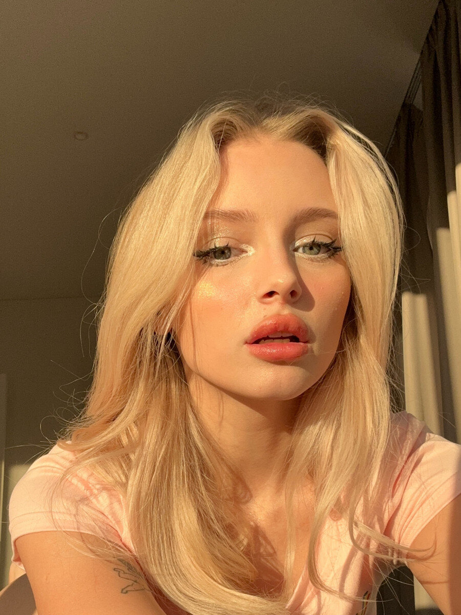 Sofi (@sunsofi), OnlyFans creator