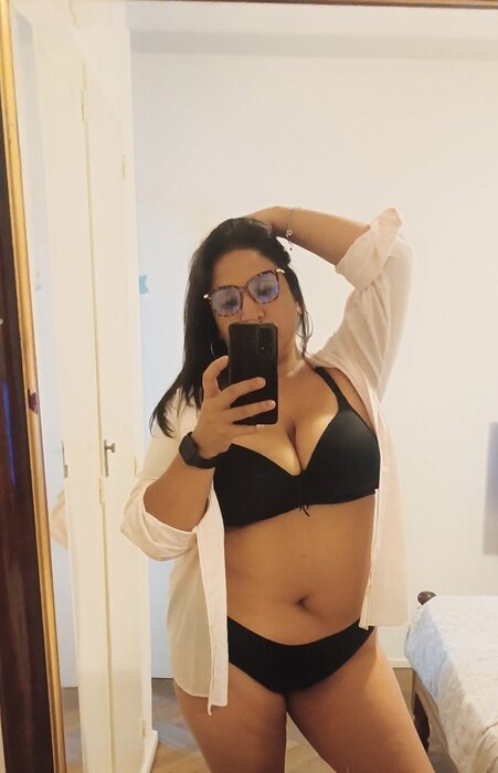 Sol (@sunys), OnlyFans creator