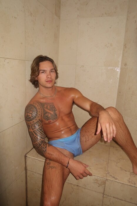 Surfermacck (@surfermacck), OnlyFans creator