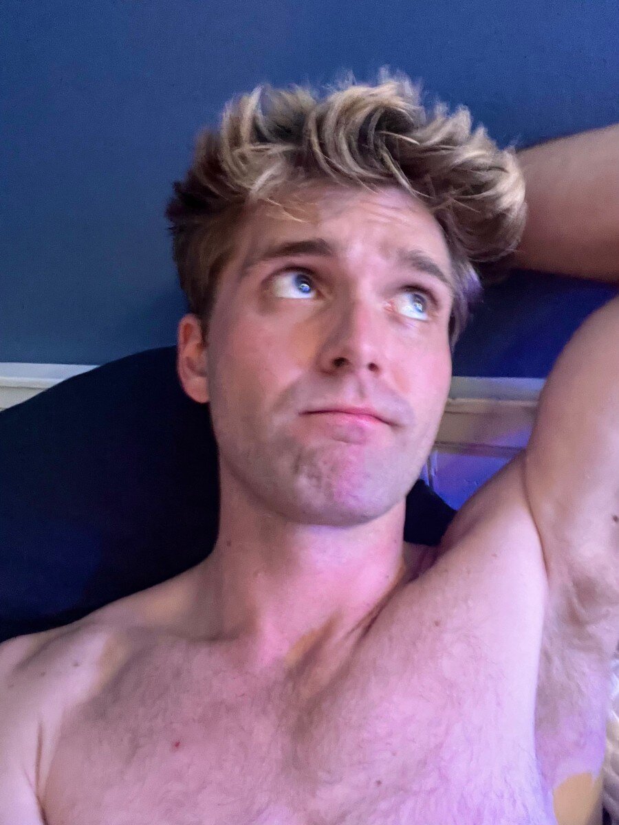 Surfernude (@surfernude), OnlyFans creator