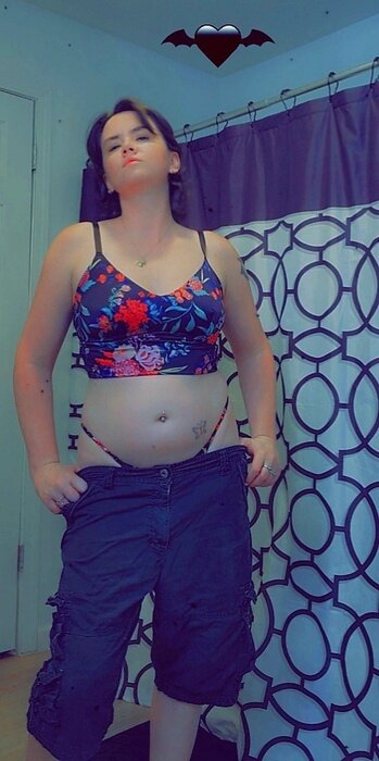 Sussynerd69 (@sussynerd69), OnlyFans creator