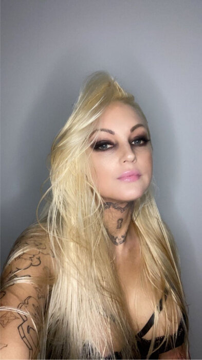 Sara (@swedish.sweetest), OnlyFans creator