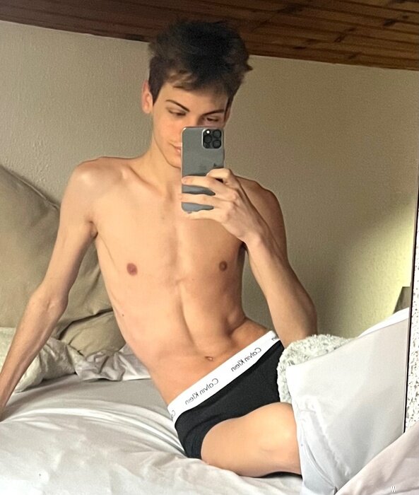 Sweeboyhot
