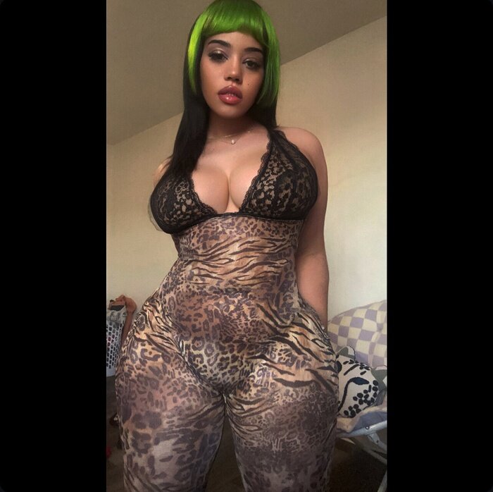 Sweethoney0007 (@sweet_honey0007), OnlyFans creator