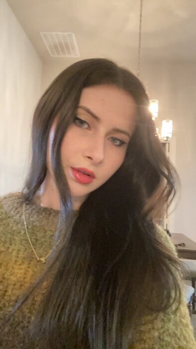 Sweetiirene (@sweet_iirene), OnlyFans creator