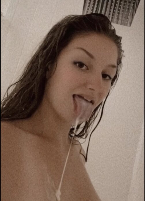 Karina (@sweet_karina_free), OnlyFans creator