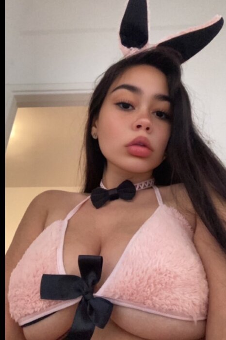 Sweetselene (@sweet_selene), OnlyFans creator
