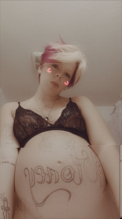 Sweetb0y02 (@sweetb0y02), OnlyFans creator