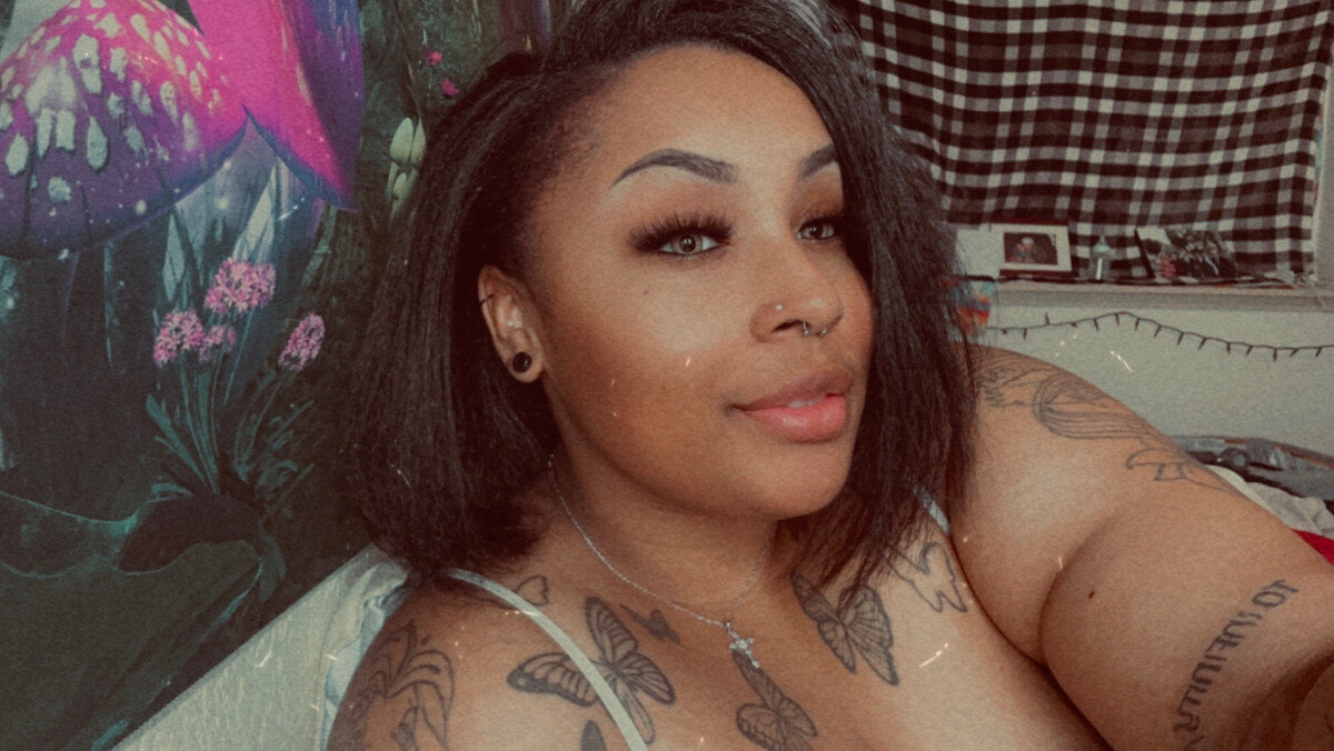 Sweetbabykays (@sweetbabykays), OnlyFans creator