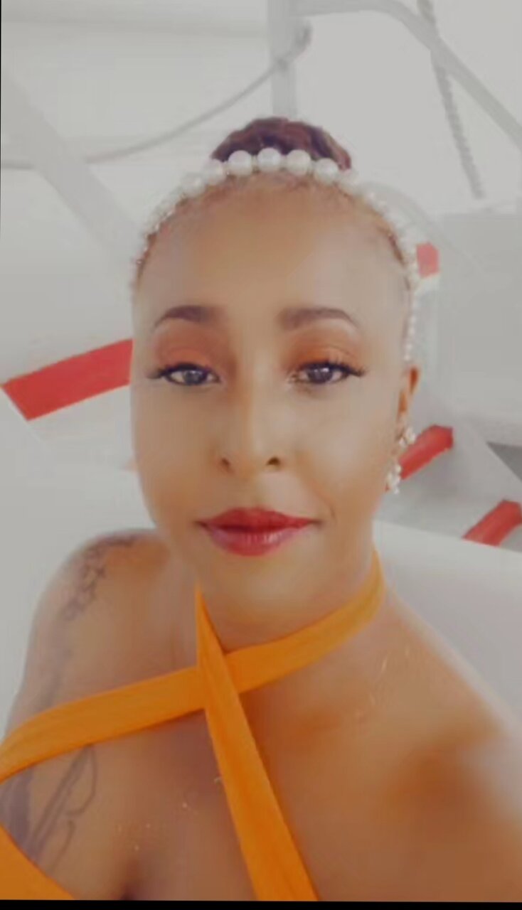 Sweetcheeksthemermaid (@sweetcheeksthemermaid), OnlyFans creator