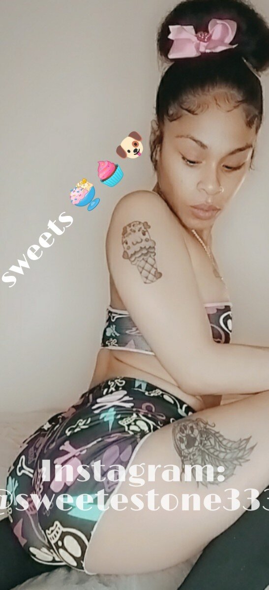 Sweetestone333 (@sweetestone333), OnlyFans creator