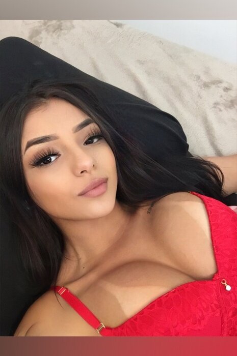 Sweetieemaize (@sweetieemaize), OnlyFans creator