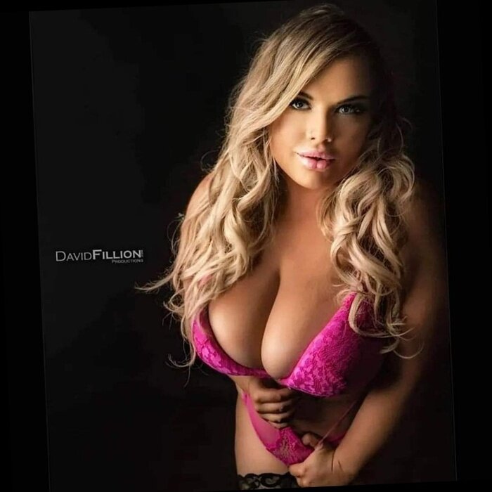 Sweetieshortie (@sweetieshortie), OnlyFans creator