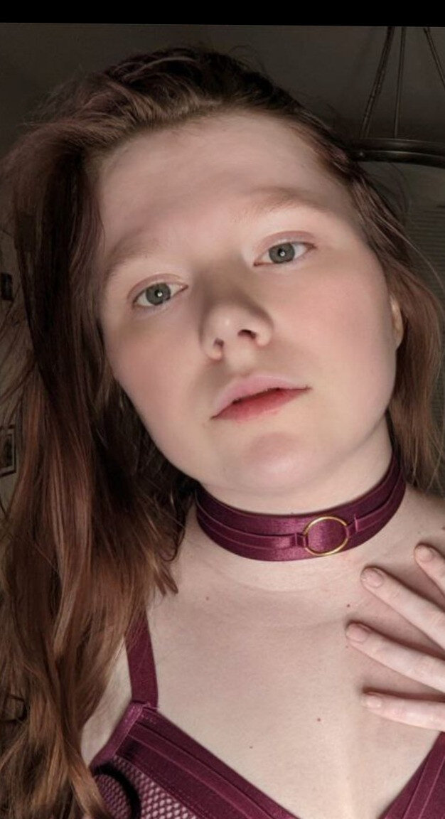 Sweetlillievip (@sweetlillievip), OnlyFans creator