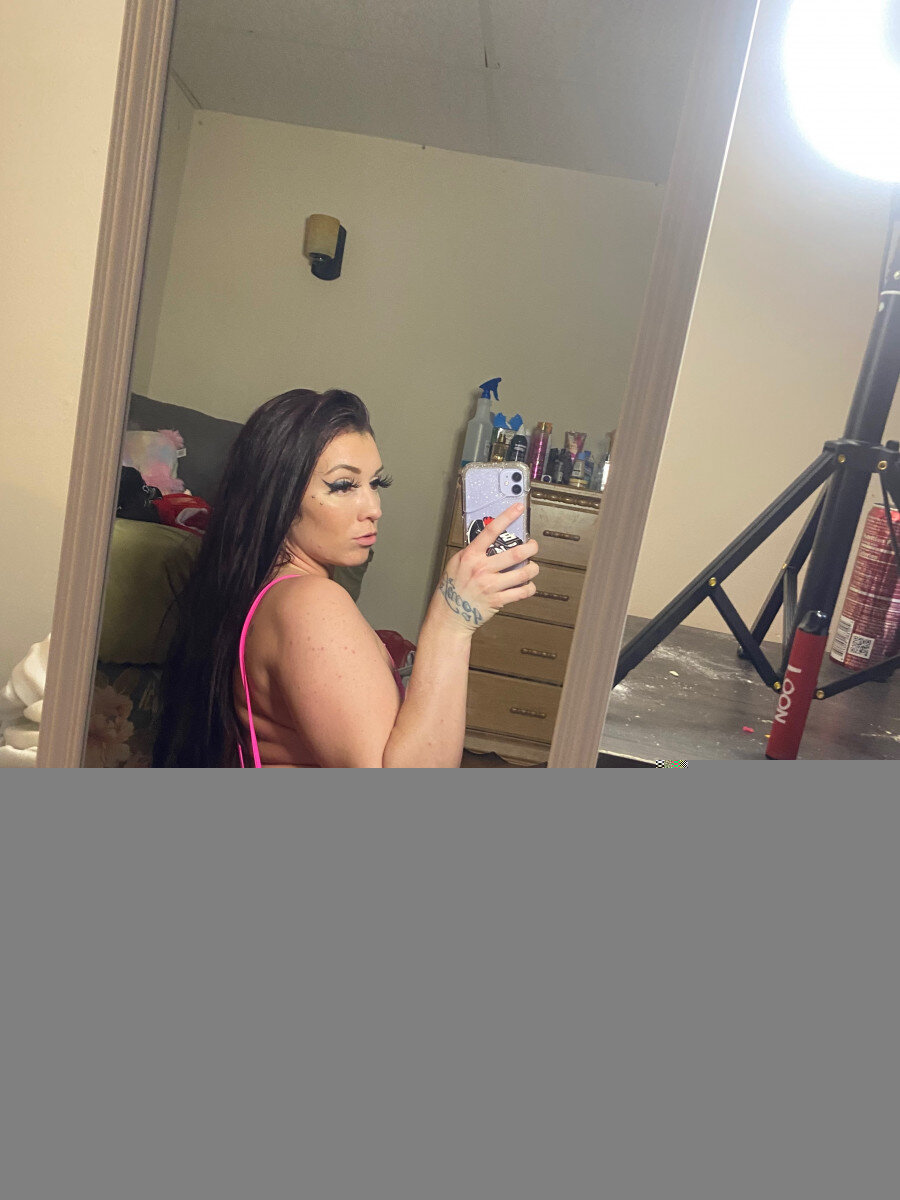 Sweetpeach1123 (@sweetpeach1123), OnlyFans creator