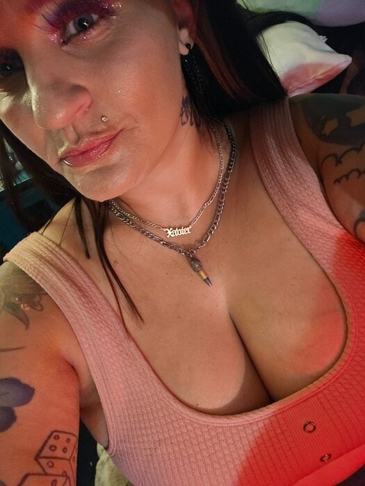 Sweetsugar22 (@sweetsugar22), OnlyFans creator