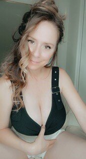Sweettonii (@sweettonii), OnlyFans creator
