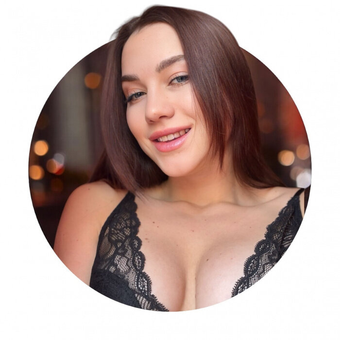 Sweetyellie (@sweetyellie), OnlyFans creator