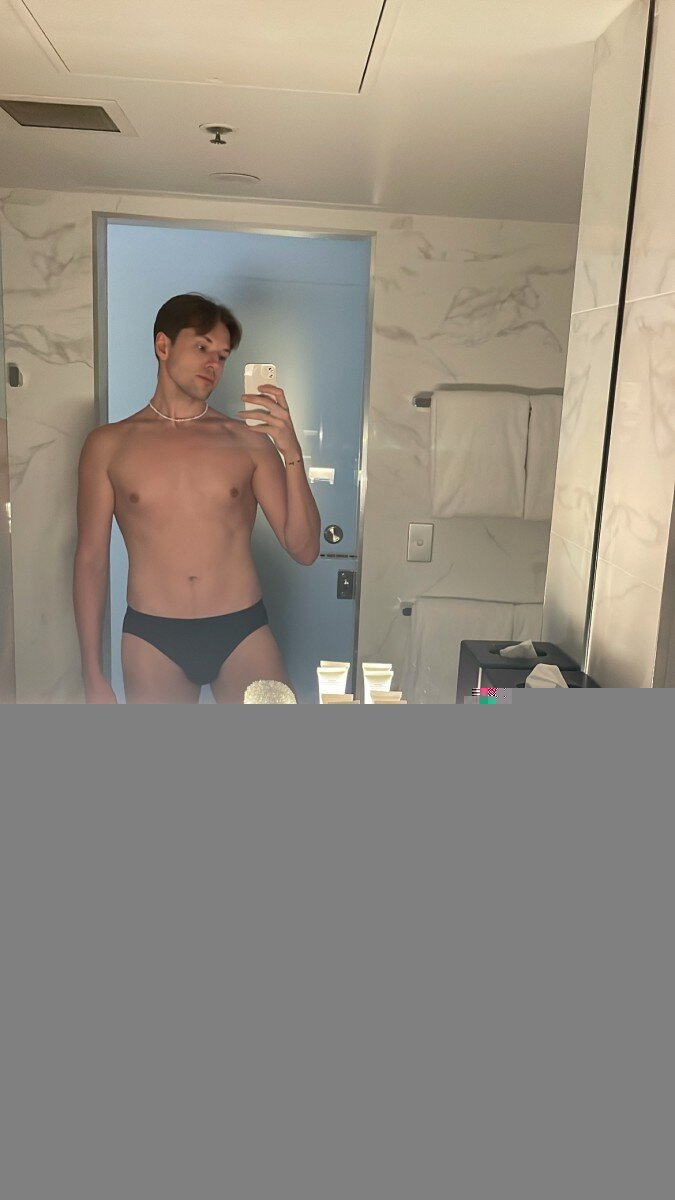 Swiftyyniftyy (@swiftyyniftyy), OnlyFans creator