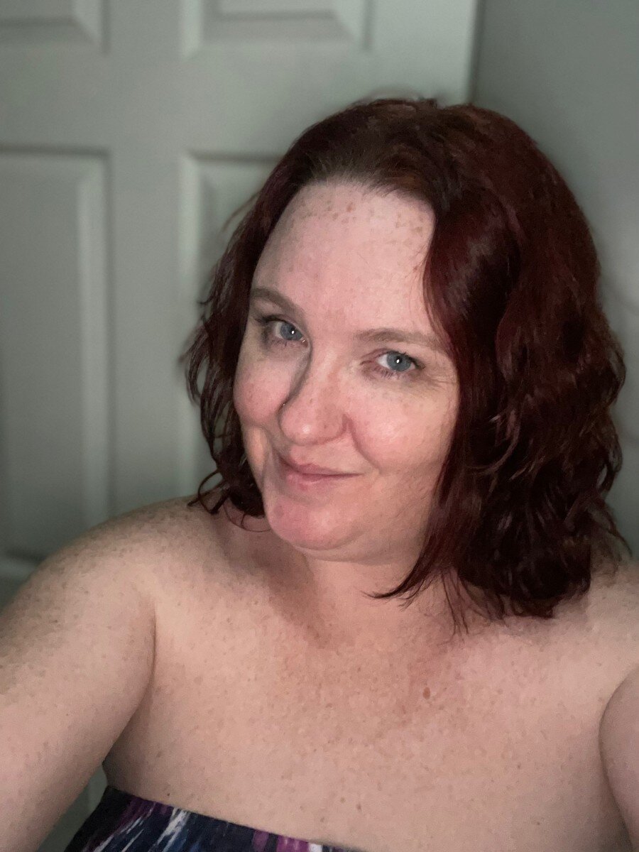 Swingingpeaches (@swingingpeaches), OnlyFans creator