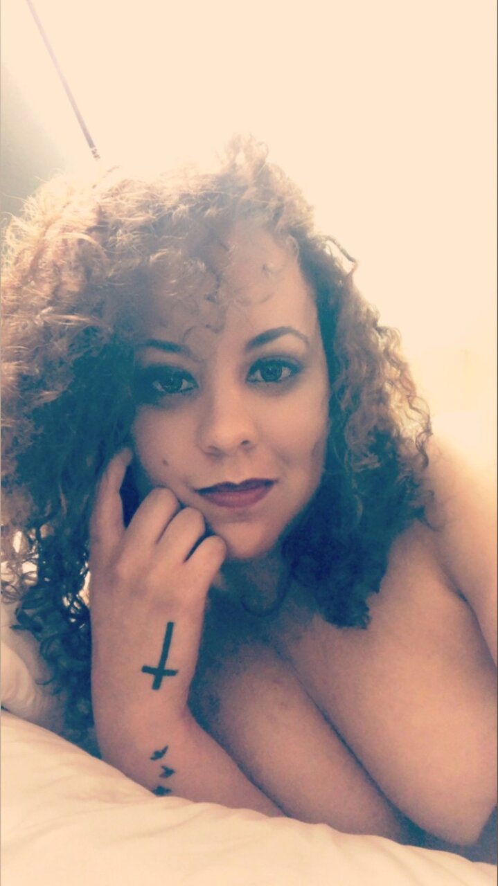Sydneylogan (@sydneylogan), OnlyFans creator
